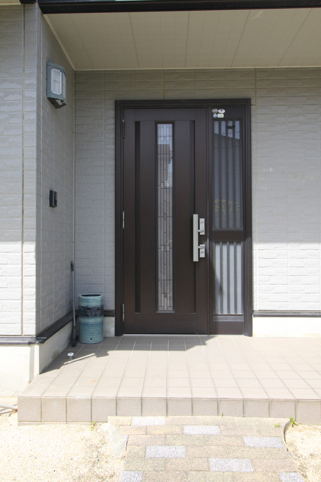 西垣生町-2480-玄関ドア