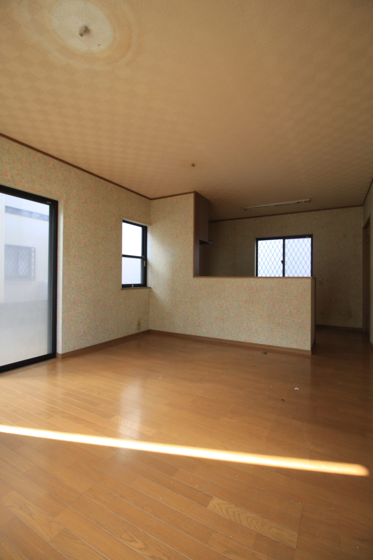 西垣生町-1250-荷物撤去後-LDK